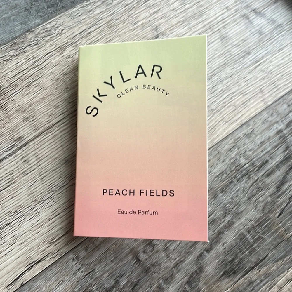 Skylar peach fields sample